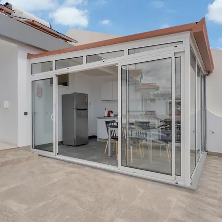 Winter 3 アパート *